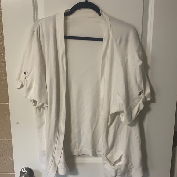 Woman’s cover! Hardly worn. - Picture 2 of 3